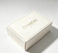 Boîte à courrier ondulée de luxe avec estampage à chaud, logo personnalisé, boîte cadeau en papier blanc et or pour cosmétiques, bijoux, emballage de produits haut de gamme