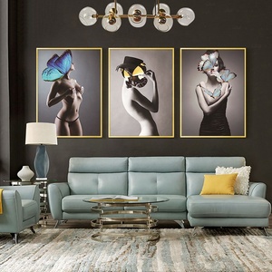 Peinture sur toile de Portrait de femme noire <span class=keywords><strong>et</strong></span> blanche, imprimés de papillons <span class=keywords><strong>et</strong></span> autres dessins - Product Image 1