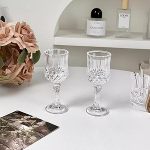 Copa <span class=keywords><strong>de</strong></span> <span class=keywords><strong>Vino</strong></span> Blanca Pequeña y Moderna con Tallo Alto, Linda Copa <span class=keywords><strong>de</strong></span> <span class=keywords><strong>Vino</strong></span> para el Hogar, Estilo Elegante para Chicas, Ambiente Sofisticado, Copa <span class=keywords><strong>de</strong></span> <span class=keywords><strong>Vino</strong></span> <span class=keywords><strong>Dulce</strong></span> - Product Image 5