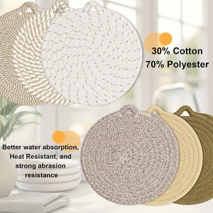 Posavasos Redondos Reutilizables y Duraderos de Poliéster y Algodón, 300 mm de Diámetro, Diseño Contemporáneo para Encimeras de Cocina y Mesas de Comedor - Product Image 4