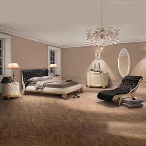 Sillón de Cuero Negro Curvo, Único y Elegante, para Sala de Estar de Apartamento o Hotel Contemporáneo - Product Image 5
