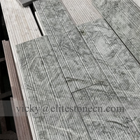 Dalle de marbre mince rainurée et texturée vert émeraude sur mesure 150x600mm pour mur d'accentuation