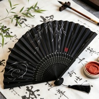 Éventail pliant classique en bambou de style antique, avec pompon, portable, pour l'été, pour hommes, femmes, étudiants, danse Hanfu, vente en gros disponible