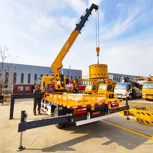 Petite grue hydraulique montée sur camion de 5 tonnes, 8 à 10 tonnes, avec grue, livraison directe d'usine, personnalisable, grue montée sur camion certifiée CE - Product Image 6