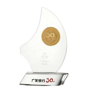 <span class=keywords><strong>ADL</strong></span> Société Événements Pièce D'or Cristal Verre Trophée Récompenses Conception Personnalisée Acrylique Récompenses Avec Mots Et Logo - Product Image 2