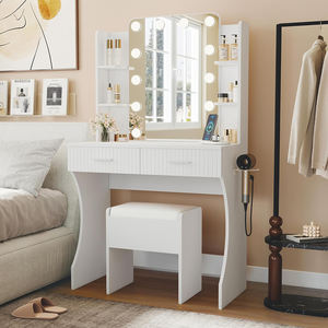 Tocador Pequeño para Dormitorio con Espejo y Luces, Mesa de Maquillaje Blanca con Estación de Carga, 2 Cajones y 4 Estantes Abiertos - Product Image 1