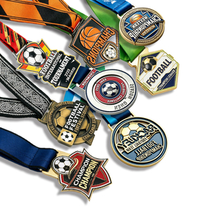 Medaglia Sportiva Personalizzata in Lega <span class=keywords><strong>di</strong></span> Zinco 3D <span class=keywords><strong>di</strong></span> Alta Qualità con Design Personalizzato per Calcio - Product Image 2