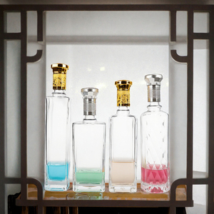 Bouteille de vodka vide personnalisée, bouteille en verre de 200 ml pour les spiritueux, avec bouchon scellé - Product Image 3