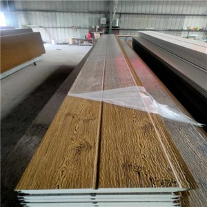 Tôles <span class=keywords><strong>de</strong></span> toiture sandwich en polyuréthane haute densité, panneaux <span class=keywords><strong>de</strong></span> toiture métalliques isolés écologiques, murs extérieurs ignifuges - Product Image 1