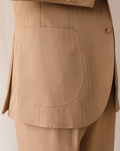 <span class=keywords><strong>Abito</strong></span> da <span class=keywords><strong>uomo</strong></span> primaverile di alta qualità, <span class=keywords><strong>marrone</strong></span> chiaro, monopetto, casual, stile napoletano, con doppia ventola e revers a notch. - Product Image 6