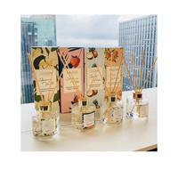 Ensemble d'aromathérapie, huile essentielle aromatique fruitée à la noix de coco et à la pêche, diffuseur d'aromathérapie, boîte cadeau pour la décoration de la chambre