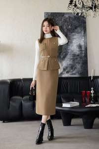 <span class=keywords><strong>Ensemble</strong></span> de vêtements de travail haut de gamme pour femmes, haut sans manches, pantalon droit, silhouette raffinée et flatteuse pour le bureau - Product Image 4