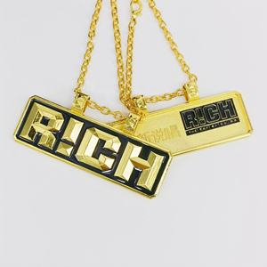 Kalen Kindermode Einfache Quadratische Anhänger-Halskette Edelstahl-Legierung Goldfarben Beschichtet Europäisch-Amerikanischer Stil - Product Image 5