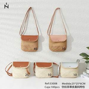 Sac bandoulière Angelina en faux raphia avec rabat 25x25x6cm, sac à main pour femme, style décontracté printemps-été - Product Image 3