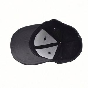 Casquette de baseball classique et sportive avec tissu élastique respirant, design télescopique à visière, ajustement léger et formel - Product Image 5