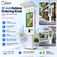 Kios Pemesanan Luar Ruangan untuk Toko Burger dengan Layar Sentuh 32 Inci 1500 Nits, Prosesor Intel Core i5, dan Casing Tahan Cuaca