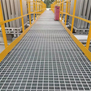 Panneaux de grilles soudées robustes en acier galvanisé à chaud, maille <span class=keywords><strong>30x30</strong></span>, pour plateformes industrielles extérieures anti-corrosion - Product Image 4