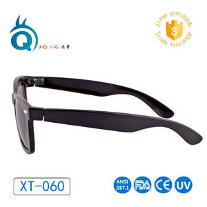 Lunettes de soleil unisexes à monture noire et verres gris, protection UV de type 3, pour la conduite en plein air, le cyclisme, XT-060 - Product Image 4