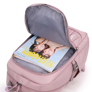 Mochila de nailon con diseño de caracol y frutas, 18 pulgadas, 20-37L, para viaje, unisex, resistente al agua, con múltiples bolsillos y cierre de cremallera - Product Image 4
