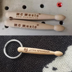 La aduana de logotipo de la marca <span class=keywords><strong>Mini</strong></span> palo de tambor llavero de madera los niños pata anillo para regalo - Product Image 6
