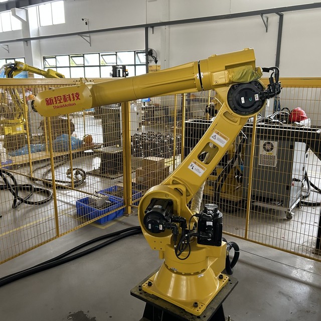 Six-axis Articulated Automated Industrial Laser Metal Sheet Tube Cutting Robot Arm PLC Gearbox Motor (20kg Payload 1920mm Radius
