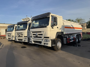 Nuevo Semirremolque Cisterna Fengniao, Capacidad de Almacenamiento de Agua de 15001-30000L, Carga de 31-40T, Tracción 6X4, Motor de Gasolina de 351-450HP - Product Image 4