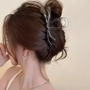 Grandes pinces à cheveux coréennes en forme de ruban pour femmes et filles, barrettes douces en acrylique, pinces requin, pinces à cheveux, accessoires pour queue de cheval - Product Image 2