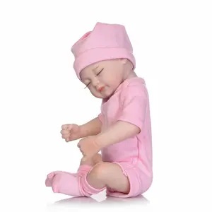 子供のための安い10インチの眠っている手作りのリアルな全身ビニールシリコンbebe生まれ変わった赤ちゃん人形