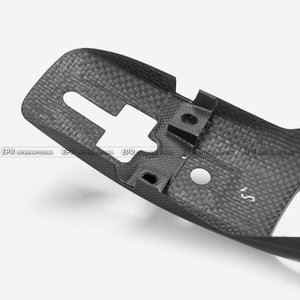 Couverture de moteur centrale légère en fibre de carbone préimprégnée OEM, remplacement direct pour l'amélioration du compartiment moteur de la supercar F8 - Product Image 3