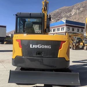 Mini-excavatrice sur chenilles LiuGong 906F de 6 tonnes, d'occasion, peu utilisée, pour travaux municipaux - Product Image 2