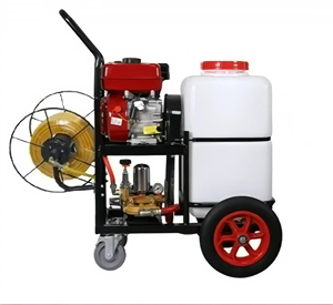 Petit <span class=keywords><strong>pulvérisateur</strong></span> de <span class=keywords><strong>brouette</strong></span> pour l'agriculture 60L100L 200L 300L voiture de pulvérisation à essence - Product Image 4