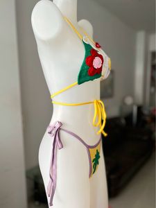 El Yapımı Tığ İşi Oymalı 3D Çiçekli Üçgen <span class=keywords><strong>Bikini</strong></span> Takımı Doğal Pamuk İplikten Hazır Gönderim Ayarlanabilir Çevre Dostu Derin V Yaka - Product Image 4