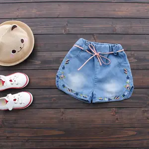 चीन आपूर्तिकर्ता से नवीनतम डिजाइन जींस गर्म लड़कियों लघु पैंट