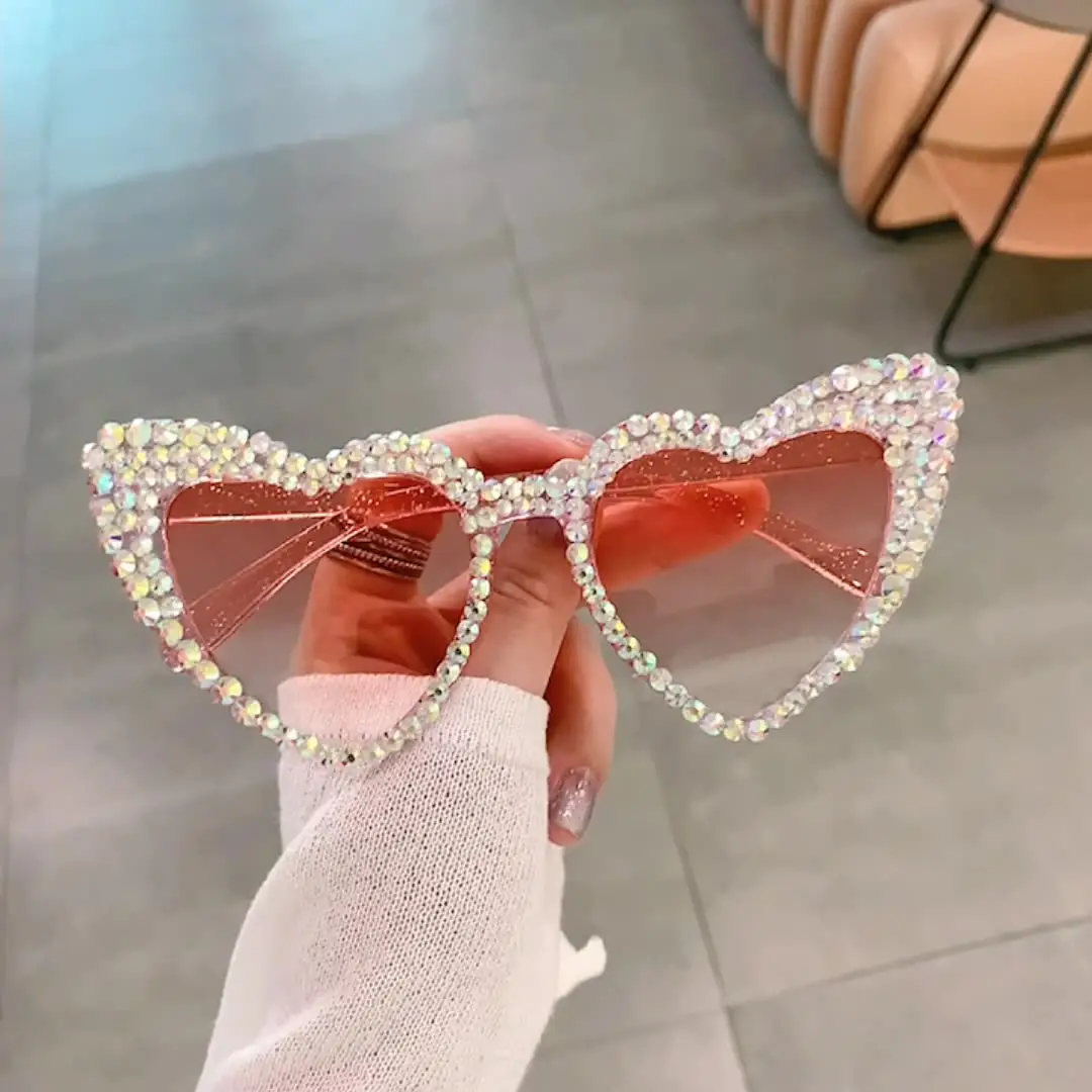 2022 New Luxury Fashion Small Frame Unique Cat's Eye Diamond Sunglasses For Women