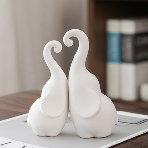 Design creativo della coppia di ornamenti in ceramica con elefante a tema amore per la casa, mobile per la TV, armadio per il vino, decorazione, <span class=keywords><strong>regalo</strong></span> - Product Image 2