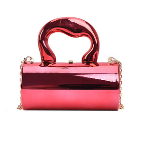 Sacs à main en métal pour femmes Chic Sac à main brillant en forme de tonneau Sac à bandoulière en acrylique <span class=keywords><strong>Pochette</strong></span> de soirée pour mariage Fête Doré - Product Image 2
