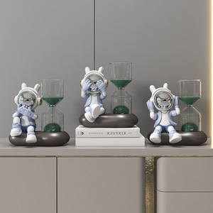 Clessidra Astronauta Dipinta a Mano in Resina Sintetica, Ornamento da Scrivania, Decorazione per TV, Vino e Portico - Product Image 3