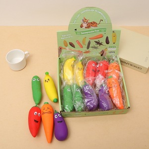 Juguetes Blandos Antiestrés con Formas Realistas de Berenjena, Chiles y Zanahorias, Venta al por Mayor de Fábrica - Product Image 5