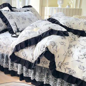 ชุดเครื่องนอนพิมพ์ลายสไตล์ใหม่สำหรับใช้ในบ้าน ชุดผ้าปูที่นอนสามชิ้น พร้อมปลอกผ้านวมลูกไม้สไตล์เกาหลีสุดหรู - Product Image 3