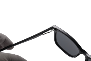 2025 nouvelles lunettes de soleil polarisées Cool européennes et américaines meilleure vente TR90 cadre Tac lentilles pour le voyage - Product Image 4