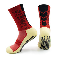 Chaussettes de football/soccer antidérapantes pour hommes, en polyester, coton et PVC, avec logo personnalisé, design tendance Tik Tok, de la marque Zhongde.