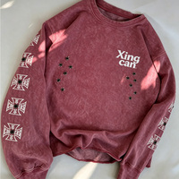 Sweat-shirt vintage personnalisé en molleton épais avec œillets métalliques, imprimé croisé sur les manches, ourlet effiloché, style streetwear
