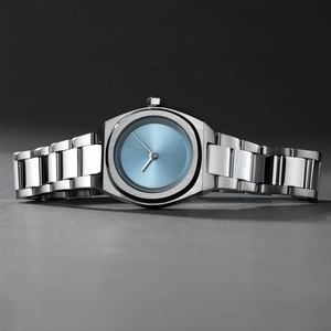 Reloj de Mujer HANNAH MARTIN, Diseño OEM ODM de Fábrica, Reloj de Cuarzo para Dama, Minimalista Vintage de Acero Inoxidable - Product Image 2