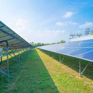 การออกแบบทนทานต่อสภาพอากาศด้วยพลังงานแสงอาทิตย์ 750W สำหรับระบบที่อยู่อาศัยและเชิงพาณิชย์ เพิ่มผลผลิตพลังงานทดแทน - Product Image 3