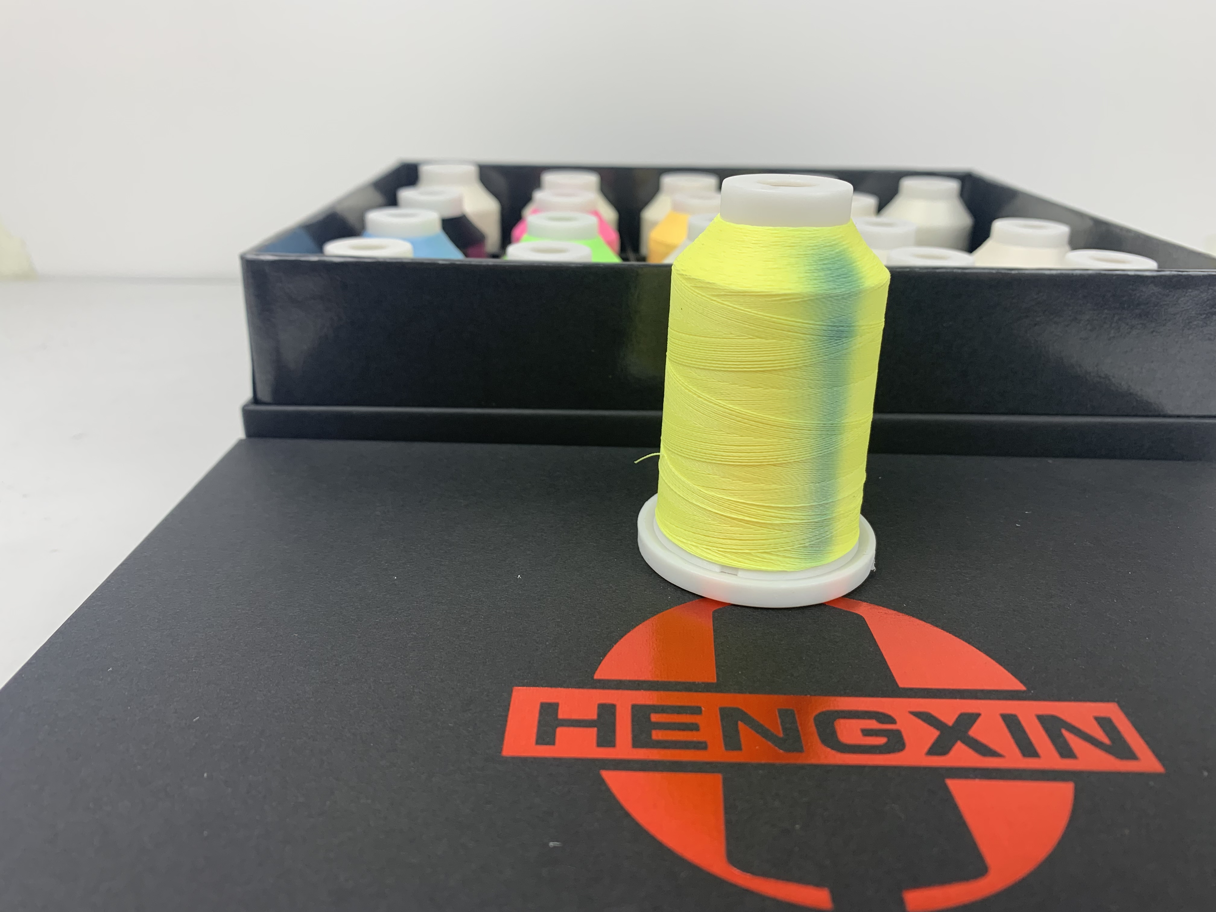 Set One Box 20 Cones Light Change Colors Anti-counterfeiting