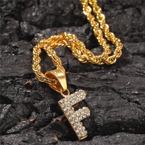 <span class=keywords><strong>Unico</strong></span> Personalizzato Cristalli lucidi strass lettera S nome iniziale collana gioielli di compleanno regalo per gli amici - Product Image 1