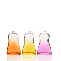 Coffret Cadeau Diffuseur à Bâtonnets de Luxe Premium 100ml Unique en Verre Transparent Sérigraphié et Estampé Or avec Pompe Vaporisateur Rechargeable