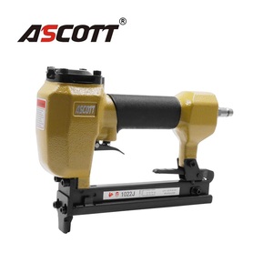 <span class=keywords><strong>Agrafeuse</strong></span> pneumatique industrielle et DIY 1022J 20GA pour le montage de cadres de meubles, outil de fixation 6-22mm, pistolet agrafeur pneumatique pour le <span class=keywords><strong>bois</strong></span> - Product Image 1