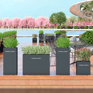 Jardineras de hierro forjado metálicas hechas a medida, combinadas para exhibición exterior en proyectos municipales y oficinas de ventas inmobiliarias - Product Image 1