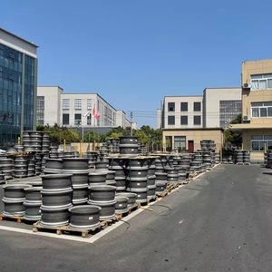 Rines Forjados de 2 Piezas de 18, 19 y 20 Pulgadas Escalonados para M3/M4/X5/X3/Z4 con Borde Pulido y Centro Cepillado, PCD 5x120/114.3/130 Disponible - Product Image 5